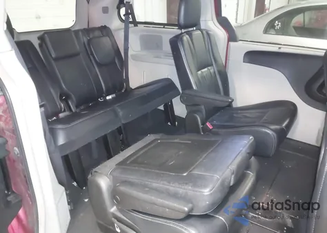 2013 Chrysler Town & Country Touring from USA, damaged, VIN 2C4RC1BG1DR797661